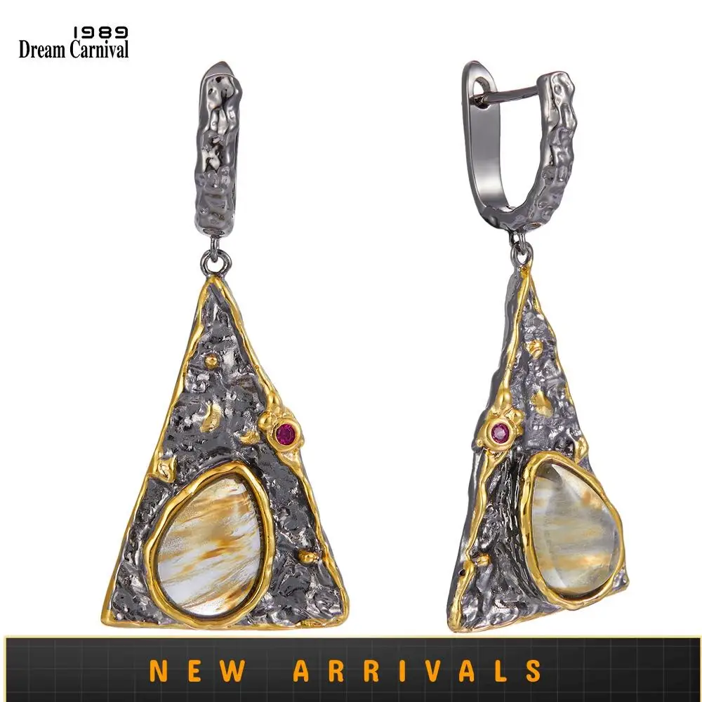 

DreamCarnival1989 New Arrivals Exaggerated Pyramid Look Women Earrings Water Melon Cubic Zircon Jewelry Black Gold Color WE3998