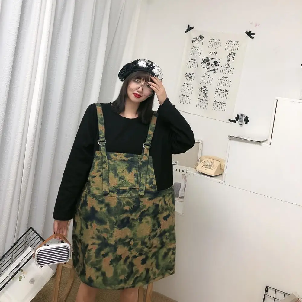 

Two Fake Camouflage Belt dress Female Autumn New Harbor Wind Design Sense Round Neck dresses