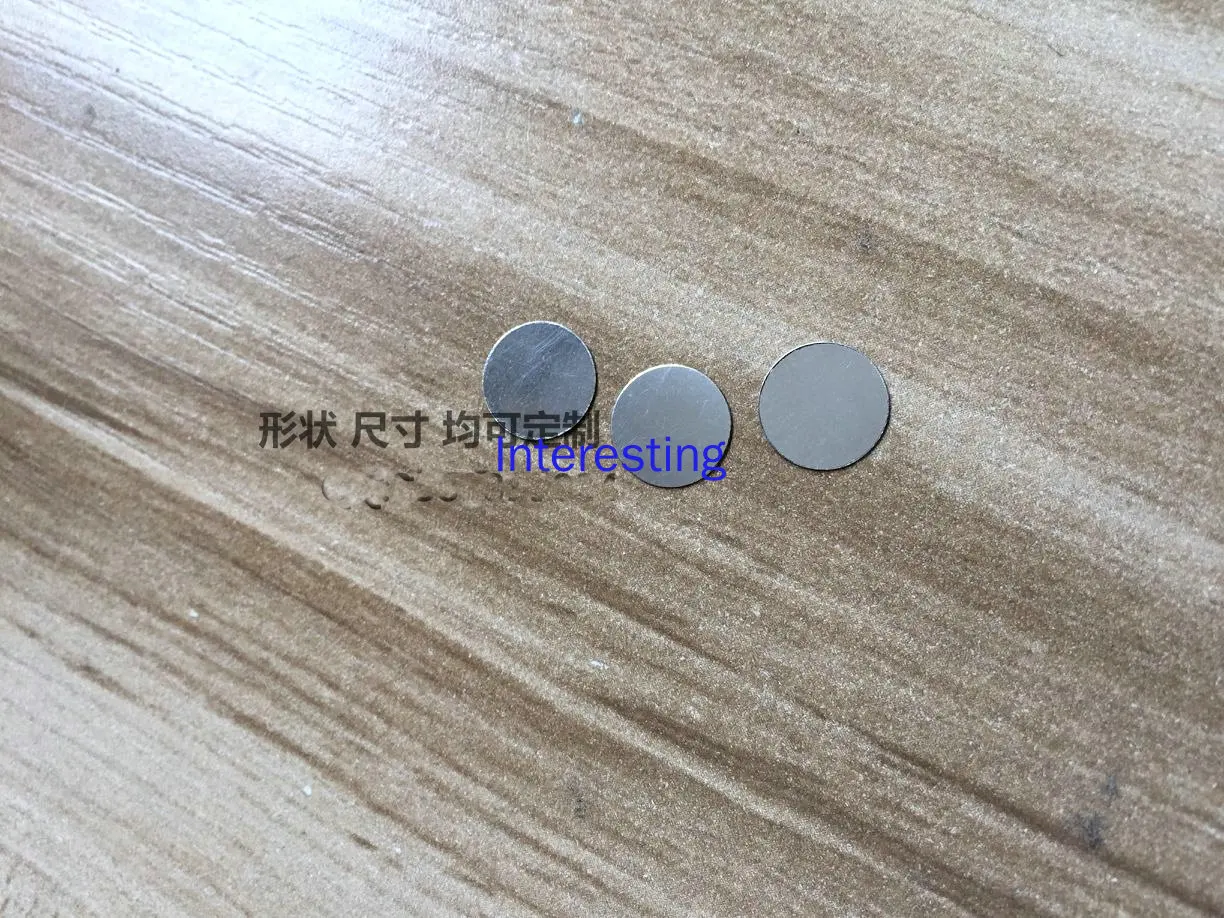 Fiocchi Di Platino, Fiocchi Di Lega Di Platino E Rodio, Fiocchi D'Oro, Fili Di Platino, Fili D'Oro E Altri Prodotti Metallici, Qualsiasi Forma