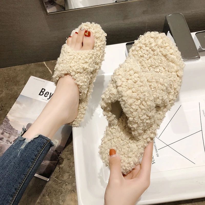 

Luxury Slides Shoes Ladies' Slippers Pokemon Plush Flock Platform Designer Fur Flat Soft 2019 Basic PU Rubber Women's