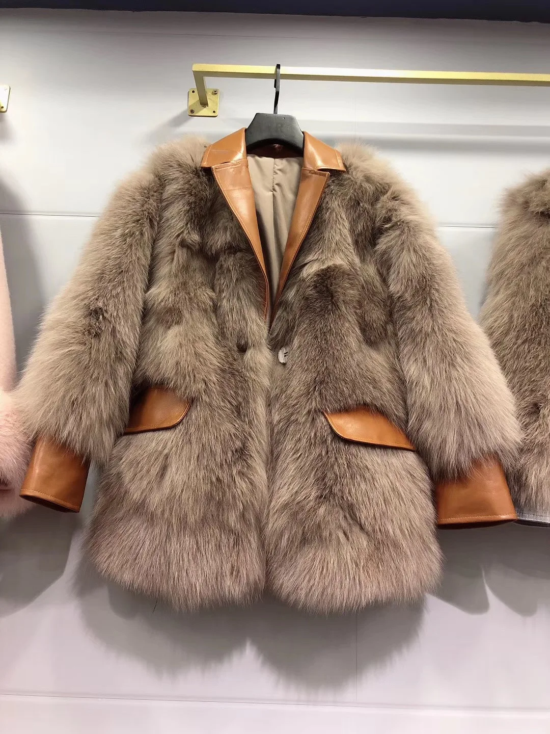 Rf2062 костюм из натурального Лисьего меха для женщин, Новое поступление, модное пальто из натурального меха с натуральной кожей, свободная Меховая куртка большого размера - Цвет: Коричневый