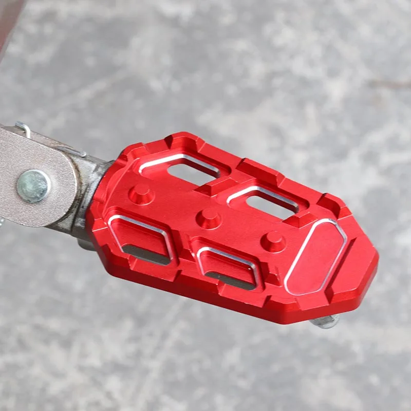 

Motorcycle modified pedal ZONTES increase pedal 310X 310R 310V 310T ZT250 increase anti-skid pedal
