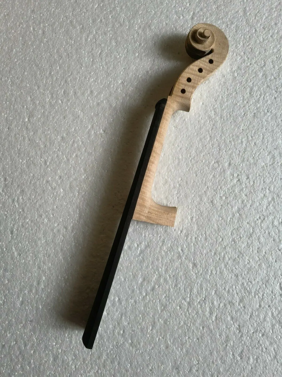 

1 pcs 4/4 Flame Maple Violin neck With Ebony Fretboard Hand-Carved Violin parts