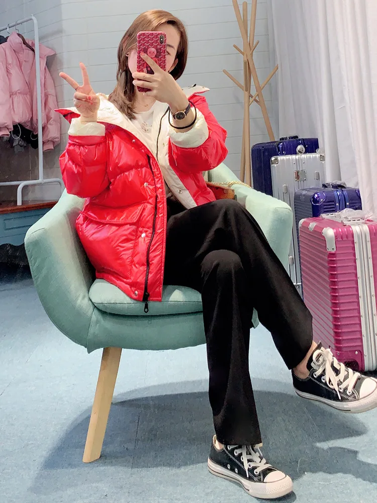 字母印花撞色短款羽绒服详情展示模特_10.jpg