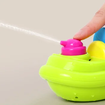 

Children Bath Toy Boat Assemble Water Spray Floating Ship Pool Beach Toys