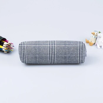 

2020 New Simple Women Cosmetic Bag Case Portable Makeup Bags Solid Zipper Large Capacity Student Pencil Case Canvas Makeup Bag