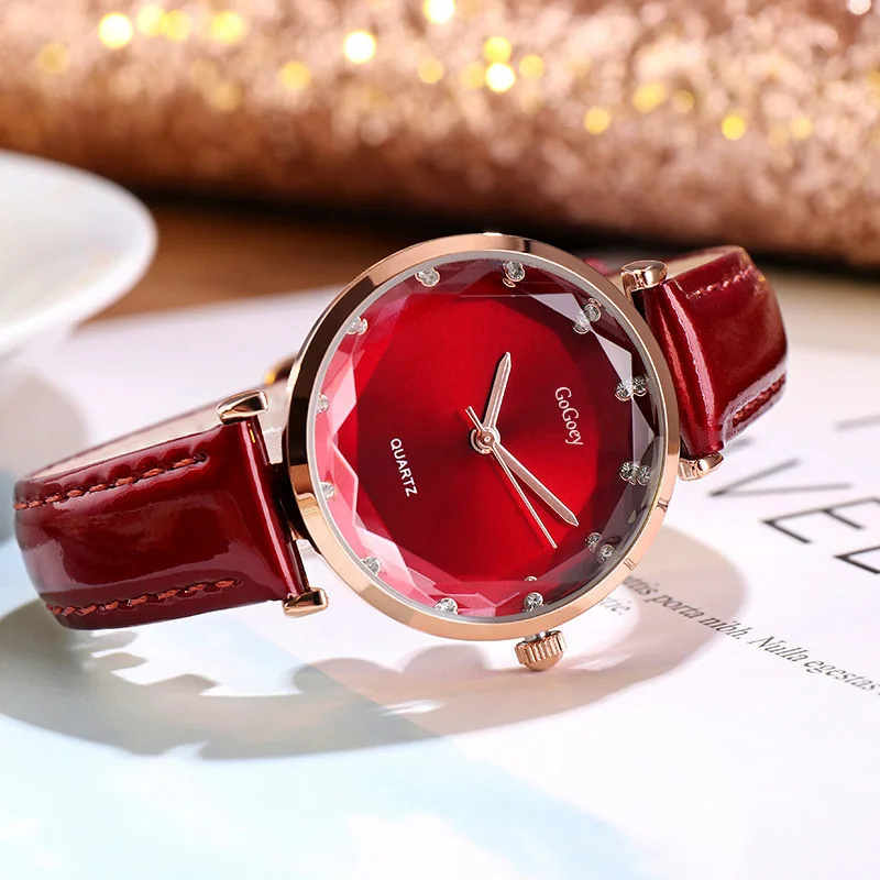 

Fashion Crystal Women Watches Red Female Starry Sky Dial Leather Quartz WristWatch Montre Femme 2019 Rhinestone Ladies Watch