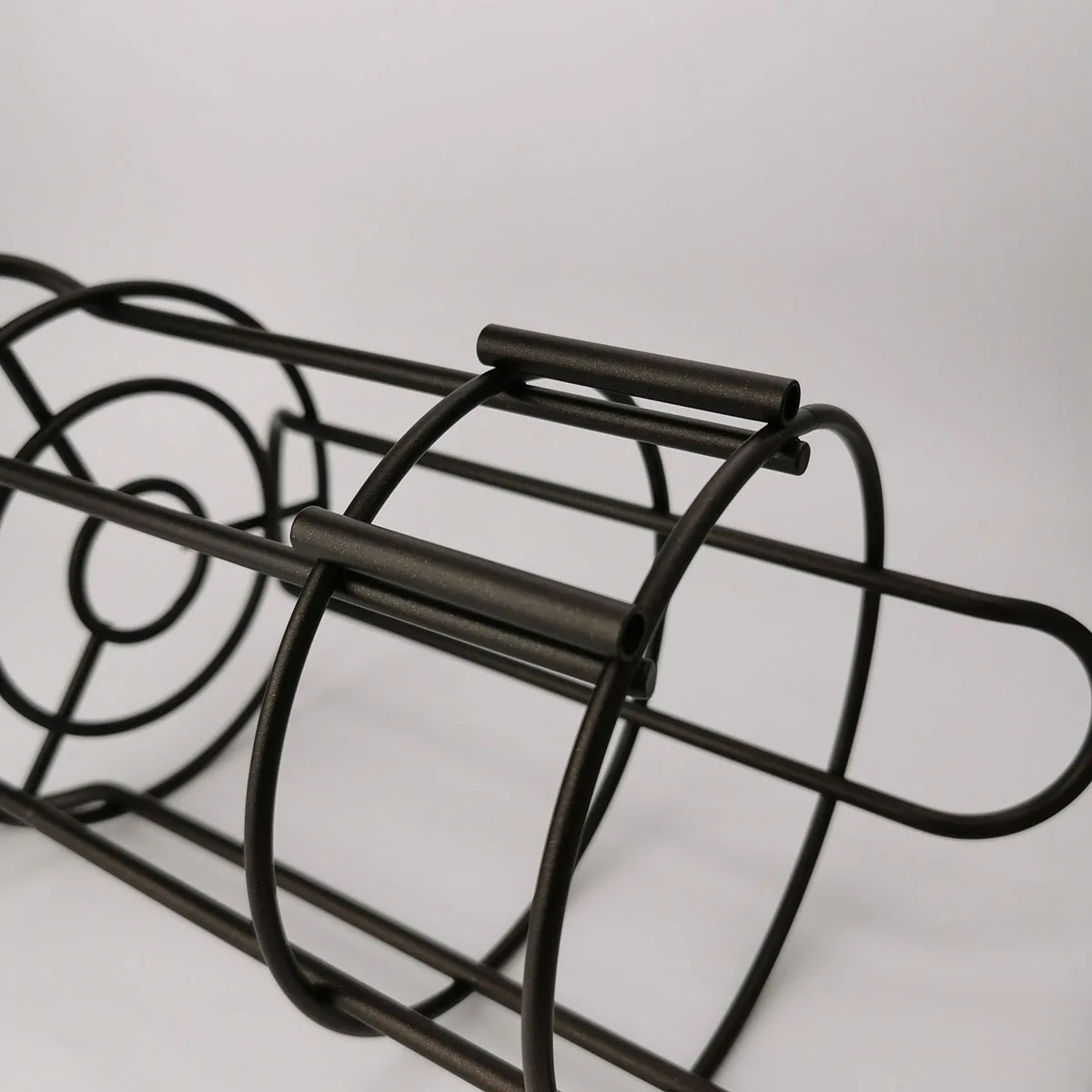 Description Picture 6 of itemStainless Steel Bathroom Paper Roll For Phone Tissue Multifunctional Storage Shelf Toilet Paper Holder Vertical Storage Basket