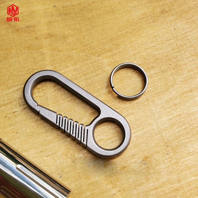 1PC Titanium Alloy Fast Hanging Keychain Back-shaped Hanging Buckle Pocket Clip EDC Outdoor Tools