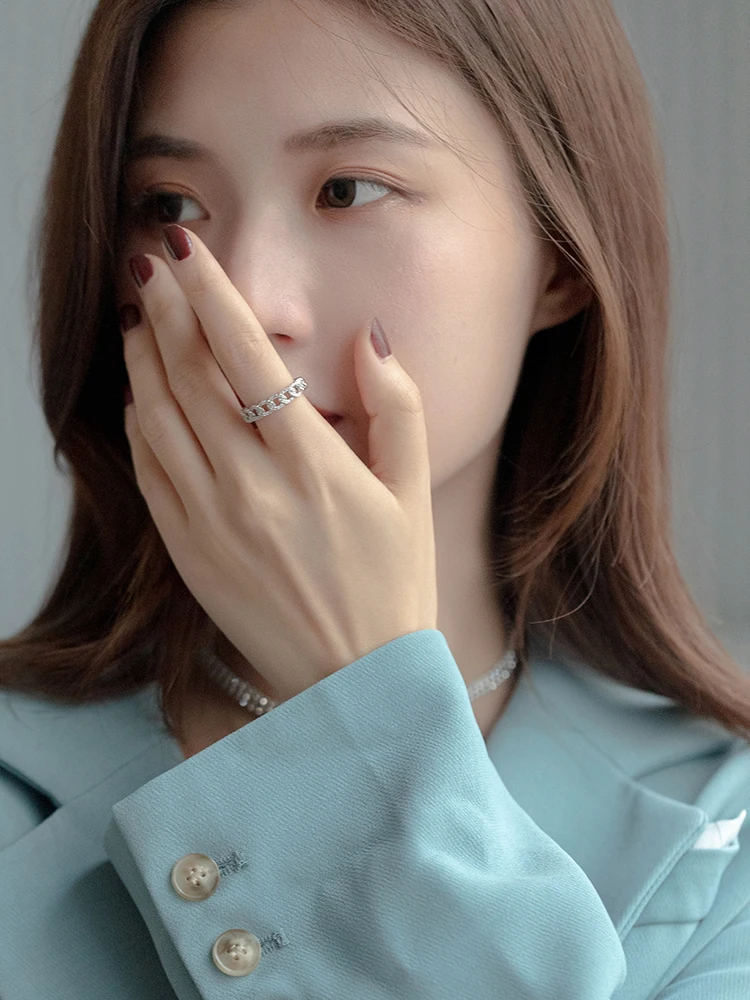 2025 neue Luxus Zirkon Twist Design Gold Silbrig Farbe Ring Für Frau Mode Koreanischen Schmuck Hochzeit Party Ungewöhnliche Finger Ringe – Detail 13