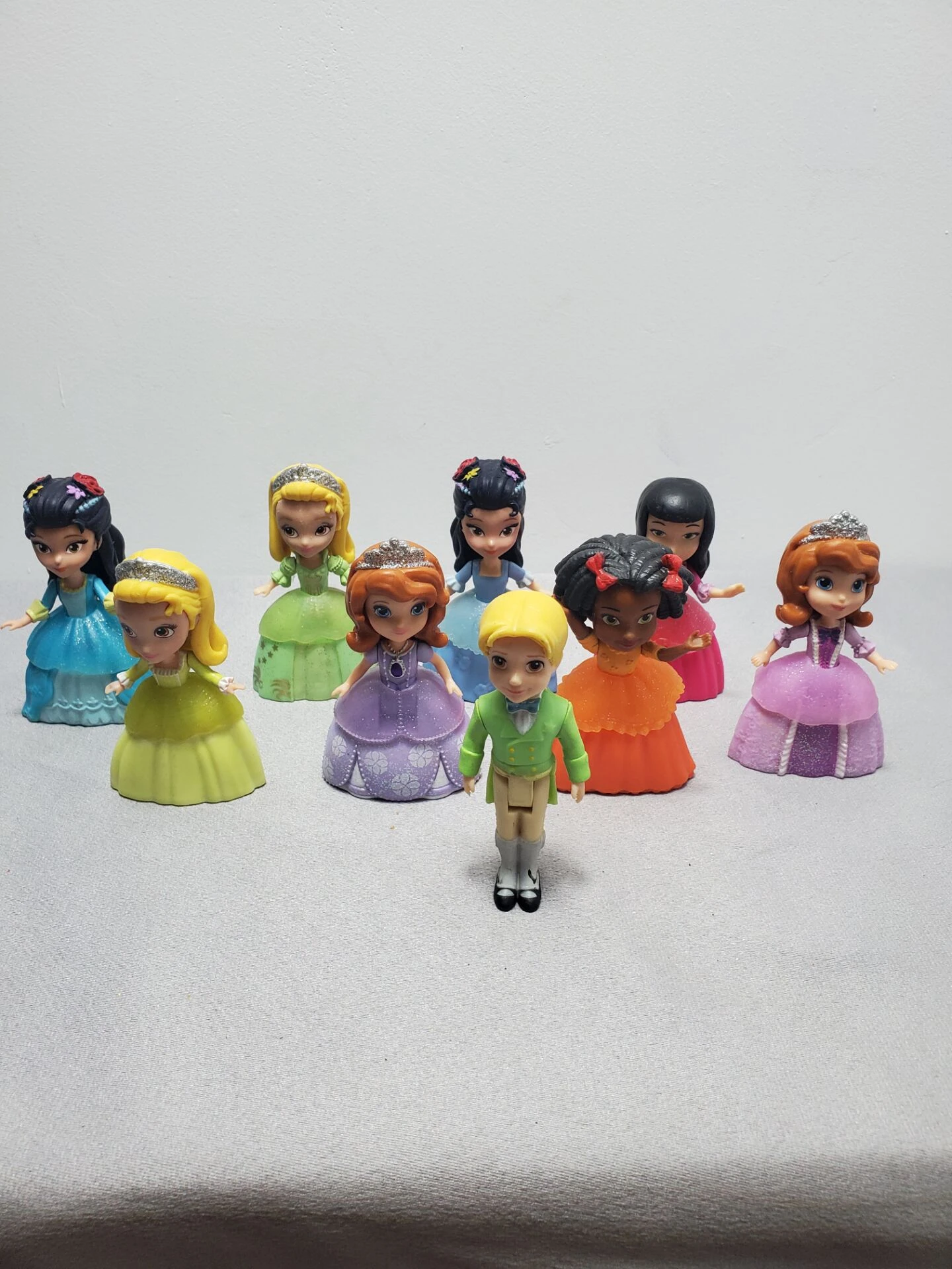 Figuras de dibujos animados de Princesas de Disney, Sofía, ámbar, Joyuce,  príncipe, modelo, juguetes para bebés y niñas|Figuras de acción| -  AliExpress