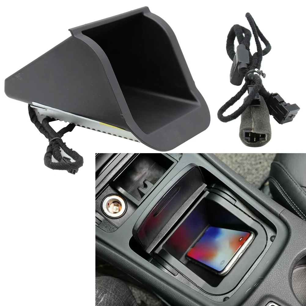 

Wireless Car Charger Phone Fast Charging Pad For Benz A CLA GLA W176 C117 X156 2013 2014 2015 2016 2017 2018 LHD