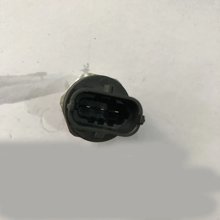 0281006158 FIC3.0 аккумуляторная топливная система Датчик давления для Fiat Chevrolet Ивеко Дейли
