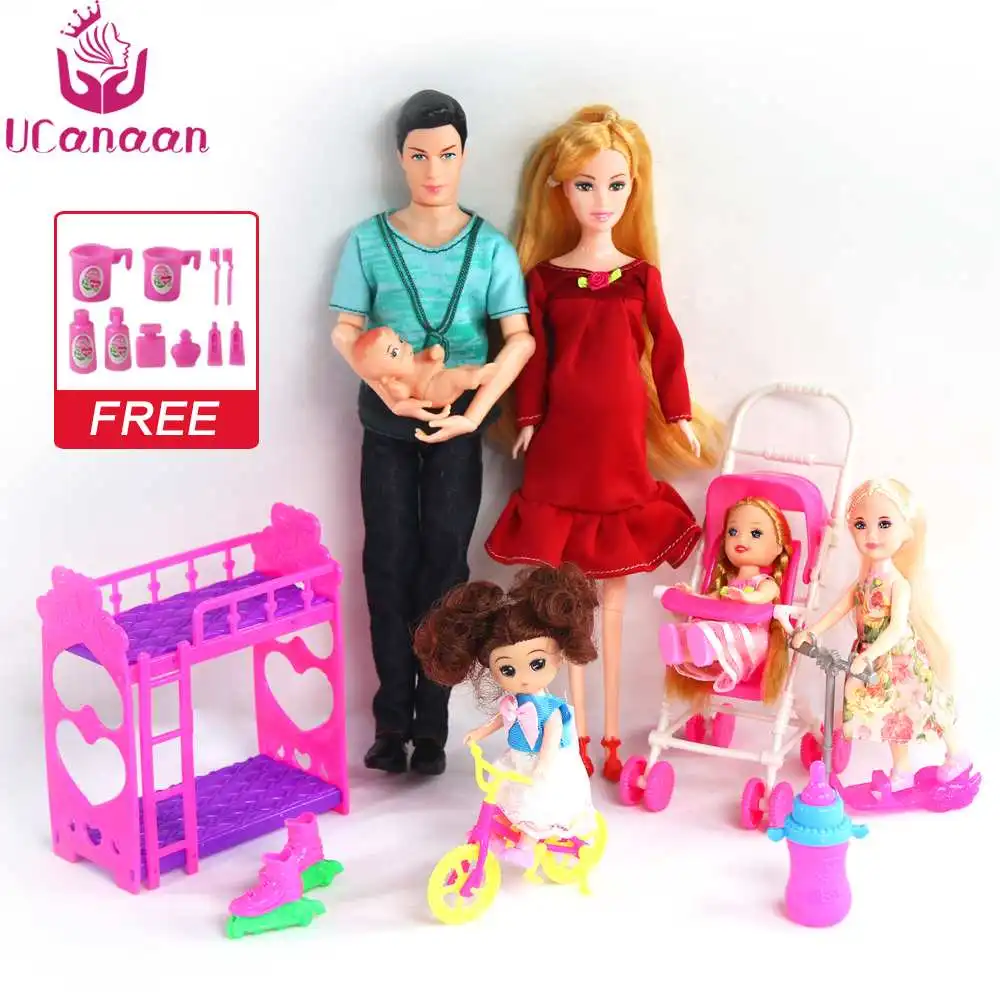 

UCanaan 6 People Family Doll Suits Mom/ Dad/ Son Baby/ Kelly/Carriage Girls Toys Fashion Pregnant Doll Kid Toys