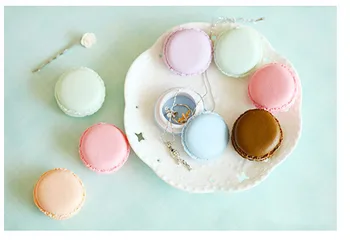

Cute Mini clips dispenser Macaron storage box Candy organizer for eraser Gift Stationery Office school supplies