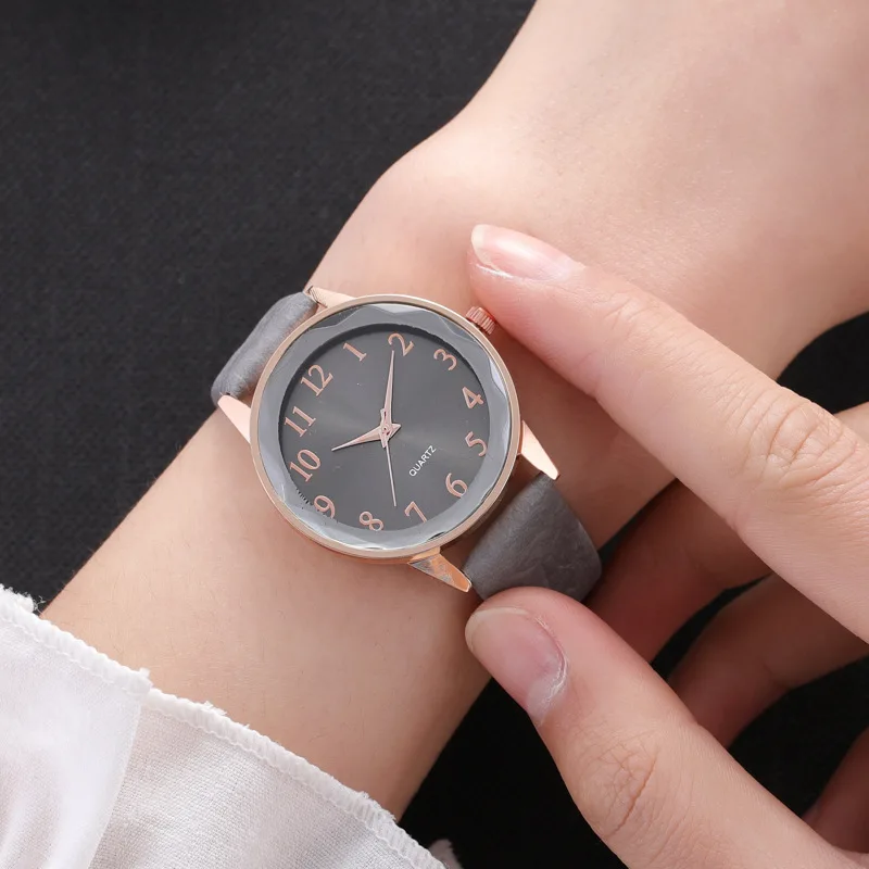 

2019 Hot Selling New Style Students Watch Wechat Business Watch WOMEN'S Watch Men And Women