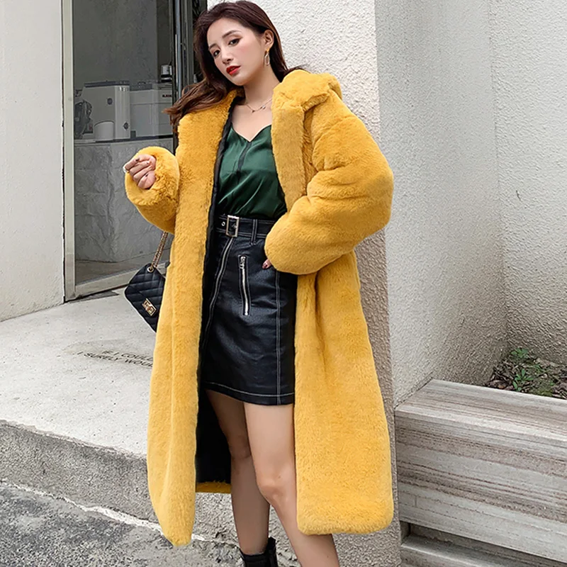 Зимняя модная Новая высококачественная шуба из искусственного меха, длинная меховая женская Свободная куртка, Толстая теплая норковая шуба - Цвет: Цвет: желтый