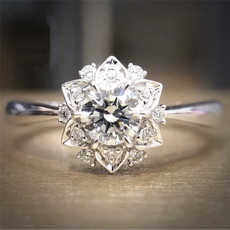 

Luxurious Flower Snowflake Zircon Stone Silver Rings for Women Romantic Banquet Engagement Wedding Ring