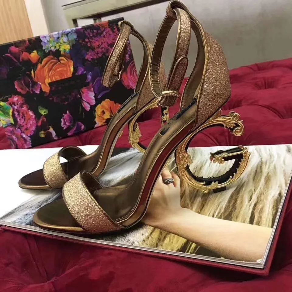 

The new catwalk letters and sandals in Europe and America, the word open toe and women's shoes sandalias de mujer verano 2018