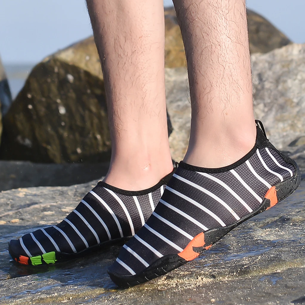 Unisex Beach Shoes Wet Shoes Water Shoes Aqua Shoes Quick-Dry Wetsuit Shoes Swim Surf Shoe Yoga Exercise Shoes