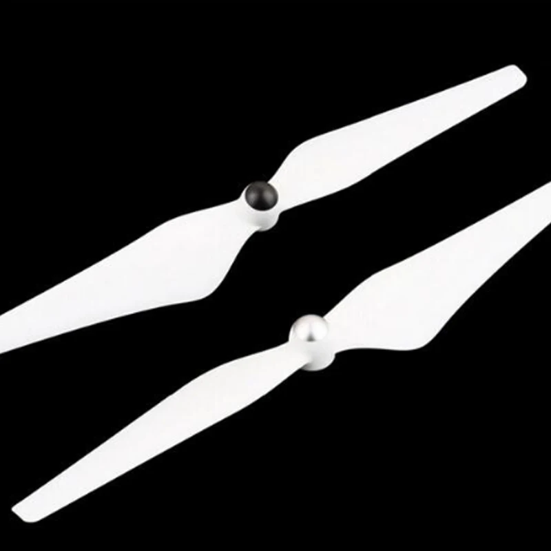 Винты вращающиеся по часовой стрелке против стрелки с самоблокирующимися