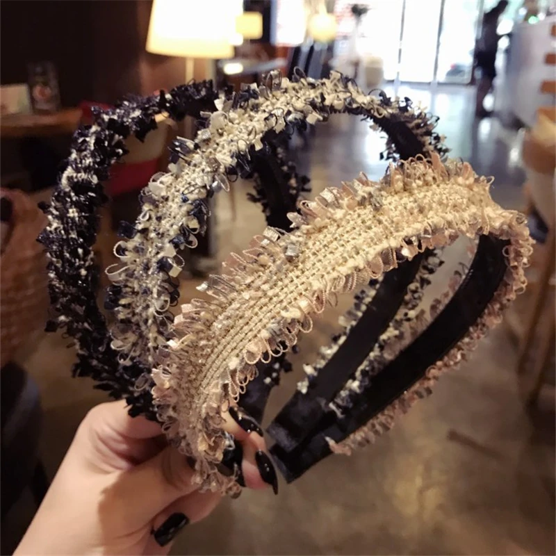 

2019 Elegant Women Hair Hoop Hairband Handmade Simple Design Toothed Headband Sweet Temperament Hair Accessories New Arrival
