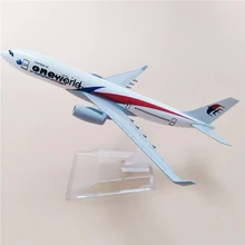 16CM 1 400 skala samoloty malezja Airlines jeden świat A330 Model samolotu Metal Diecast samoloty kolekcjonerskie zabawki ekspozycyjne tanie i dobre opinie 8 lat Inne odlew