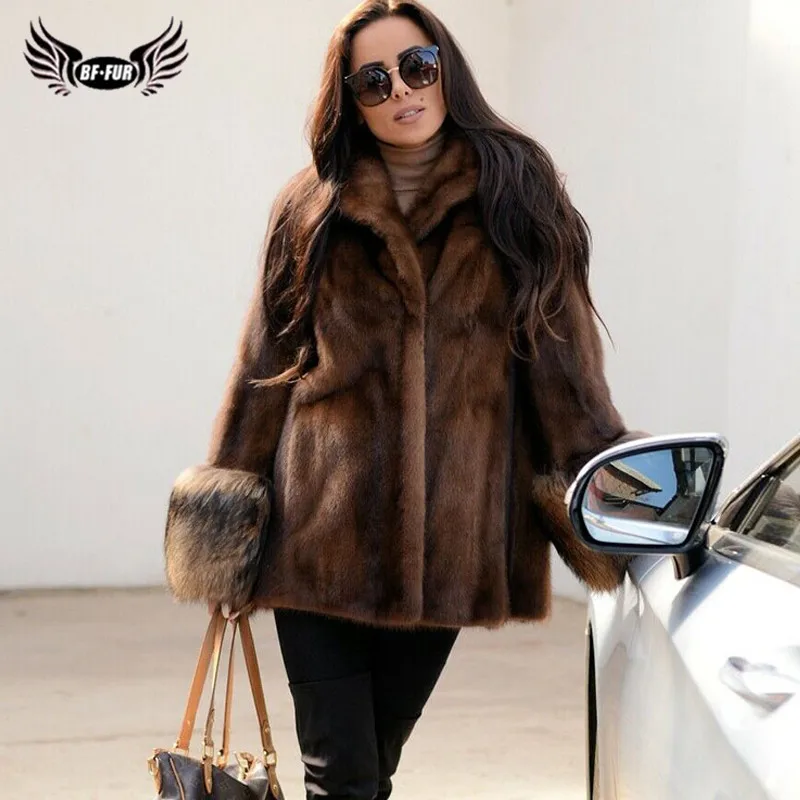 

2020 New Genuine Real Mink Fur Jacket For Women Natural Full Pelt Real Mink Fur Coat Lapel Collar With Raccoon Fur Cuff Overcoat