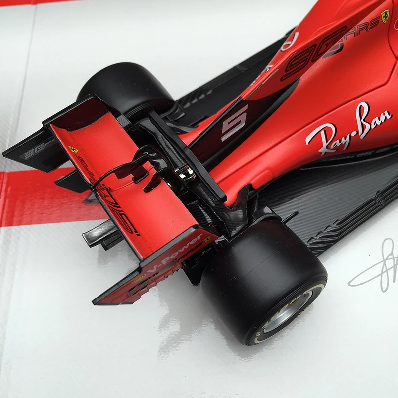 Bburago 1:18 1/18 Ferrari SF90 Vettel No5 Формула 1 F1 гоночный автомобиль Транспортное средство литье под давлением дисплей Модель Игрушки для мальчиков