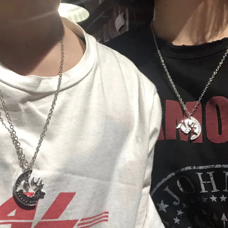 Пара Ожерелье Мужчины и женщины пара тренд ретро Harajuku личность кулон цепочка на свитер аксессуары