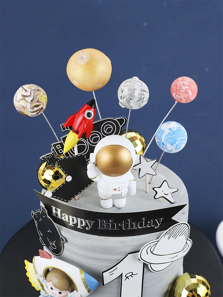 Decorazioni Festa A Tema Spazio Topper Torta Astronauta Spaziale - 12 Pezzi Per Decorazione Compleanno - Figure Per Torte E Cupcake Bruno Astronauta - Foto 6