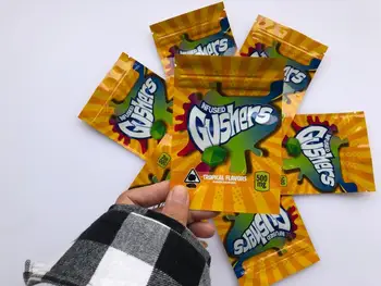 

Infused Gushers Tropical Flavors Medicated Edibles Local Smell Proof Bags 500mg Mylar Bags NRNFe