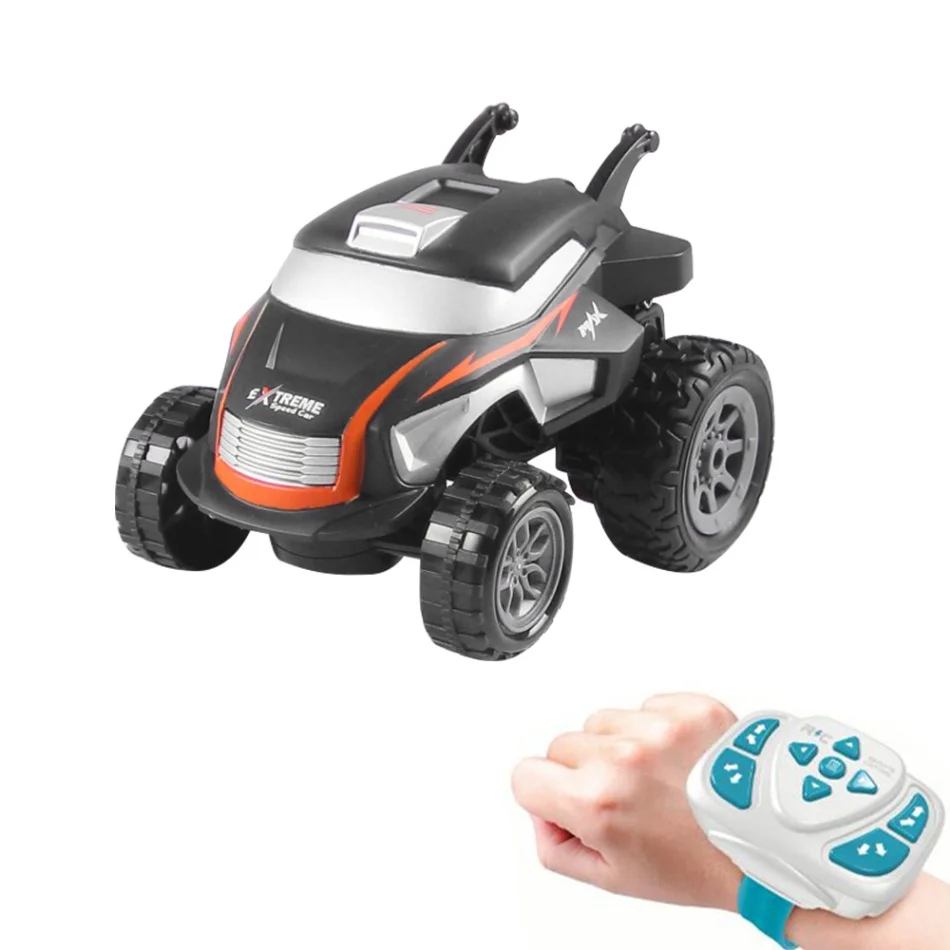 Silver RC трюк автомобиль 2,4G RC игрушка вращение на 360 ° RC Внедорожный гоночный автомобиль день рождения 360 градусов флип детский робот игрушечные машинки RC для подарков - Цвет: Silver