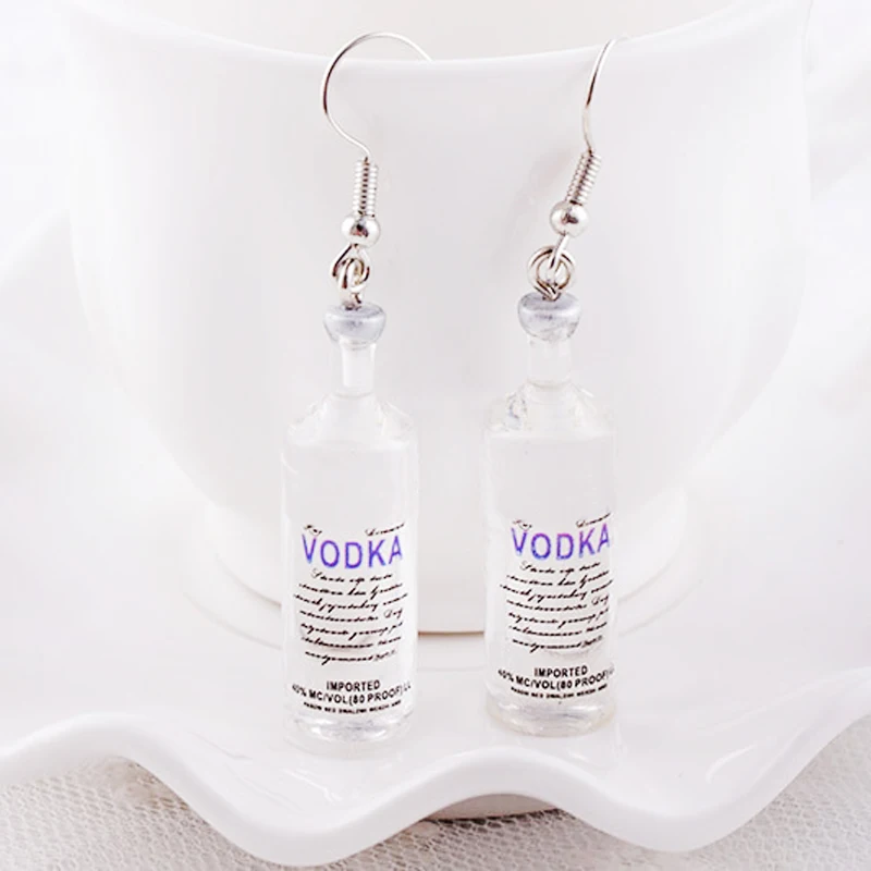 Mode winzige Wodka Flasche Tropfen Ohrringe für Frauen Mädchen lustige transparente Trink flasche baumeln weiblichen Schmuck Party Geschenk