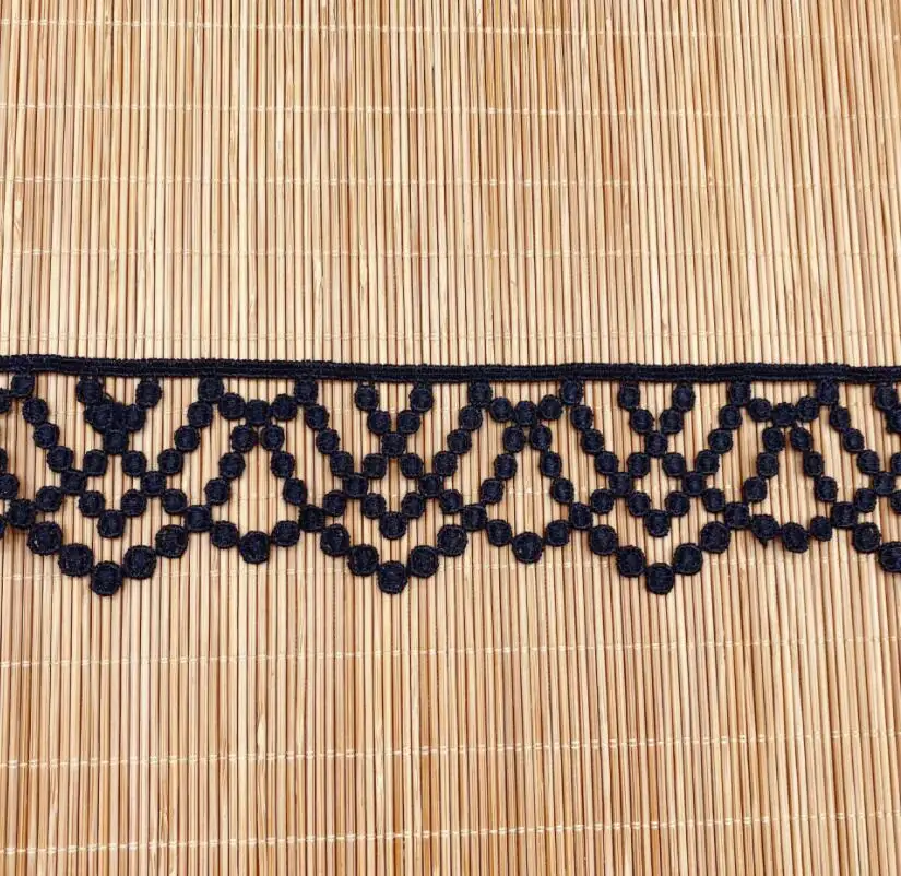 2 Yards/lot 4.3cm WIdth White Black Lace Trim Water Soluble Embroidery Lace DIY Fabric Clothing Accessories lace fabric,lace garment accessories,lace sewing supplies,lace decoration,lace accessories,lace sewing accessories,clothing accessories