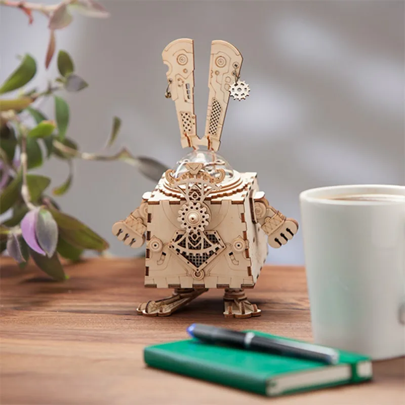 

DIY Music Box Handmade Wooden Clockwork Sci-Fi Robot Music Box Child / Friend Christmas Gift Birthday Gift Music Box