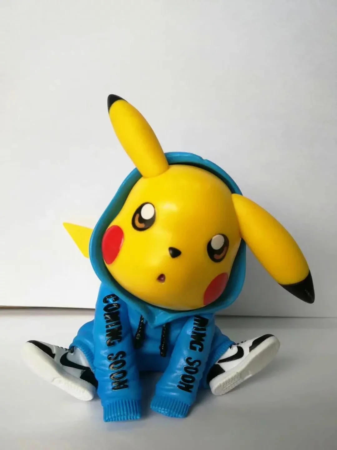 

Diffuse Excellent Elf Pokemon Pocket Demon Popular Brand Service Kakashi hong hei lan Pikachu Garage Kit