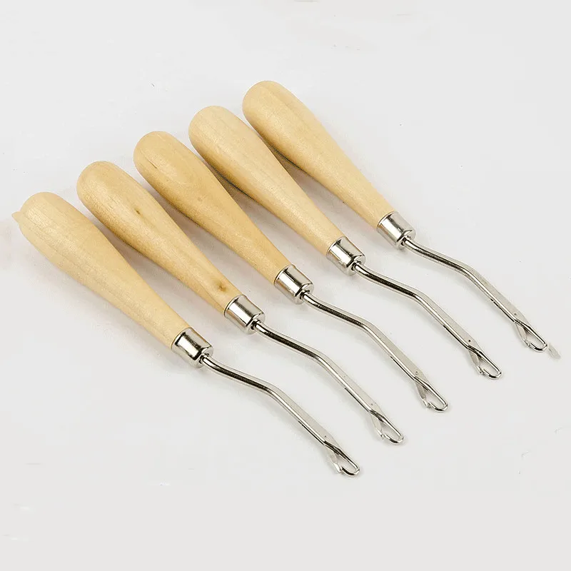 Description Picture 4 of itemHot sale 1Pc Latch Hook Rug Kits DIY Latch Crochet Hook Wooden Handle Needle Puller Tool for Canvas Mat Rug Craft Handmade Tools