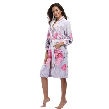 

Warm Homewear Pretty pattern Velvet women Casual Flannel Bathrobe Elegant Coral Lovers Soft Bath Robe халат женский теплый