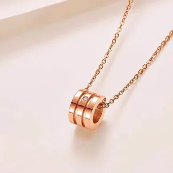 

INS Light Luxury Graceful Necklace Women's Slim Waist Necklace Women's 18k Rose Gold Titanium Steel Choker Necklace Women's