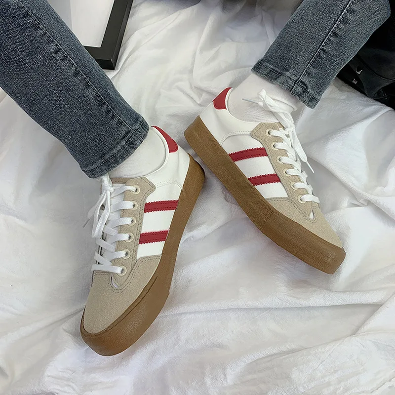 Luxury 2022 New Women Shoes Fashion Sneakers Canvas Shoes Lace-Up Breathable Zapatos De Mujer Flats Shoes for Women High Quality