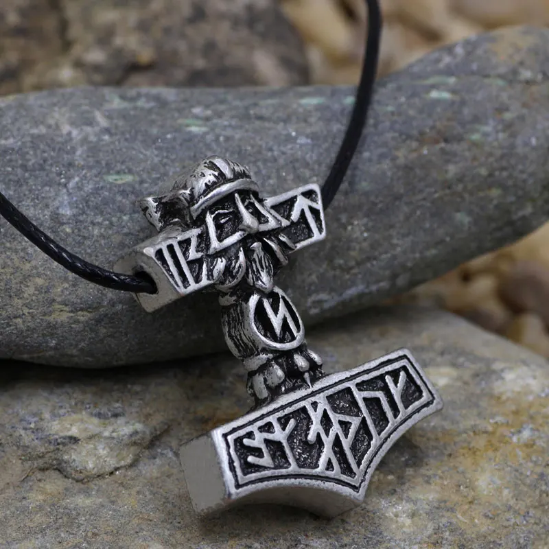 4031952725_780721602