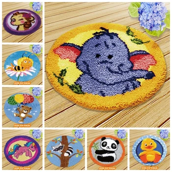 

Pulaqi Knooppakket Latch Hook Kits Diy High Quality Cartoon Button Cushion Animals Needlework Mats Klink Haak Kussen Bloem Gifts