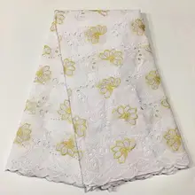 Дизайнов хлопковое кружево «швейцарская вуаль» ткани с вышивкой в швейцарском стиле одежды Дубаи кружевные материалы 5 ярдов для платья