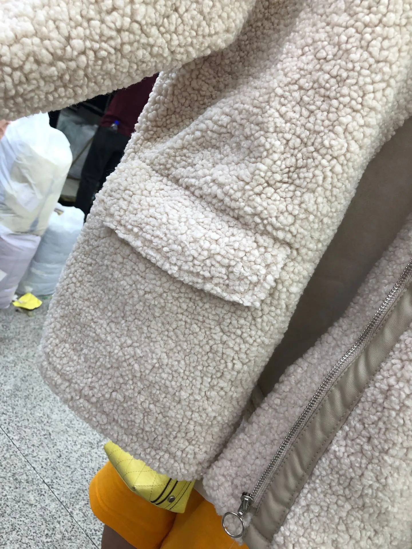 Новая зимняя куртка из овечьей шерсти Женская однотонная Свободная куртка с длинным рукавом из искусственного меха для девочек, Студенческая уличная теплая куртка хлопковая парка