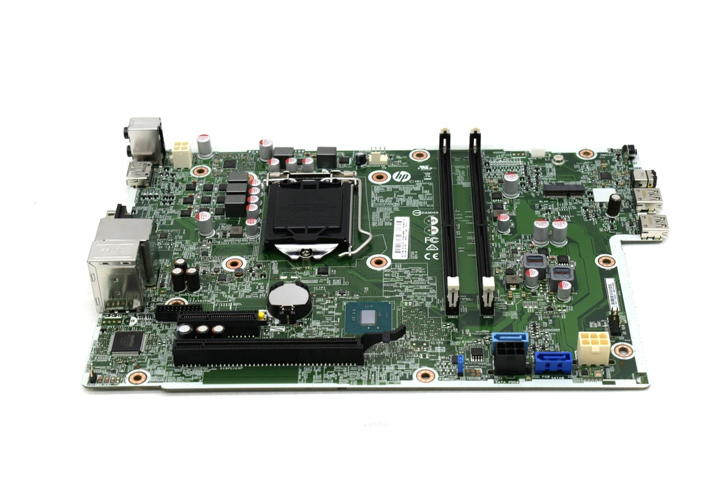 HP ProDesk 400 g1 とLenovo m93 セット HP ProDesk 400 G1 Mini vs. Lenovo ThinkCentre M93 Tiny