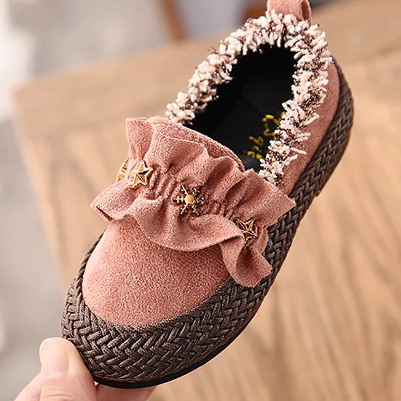Осенняя детская обувь для малышей; детская обувь на плоской подошве; мягкая бархатная повседневная обувь для девочек; классическая школьная обувь в горошек