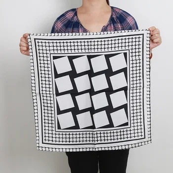 

New genuine silk mulberry silk pale "black and white case" silk small square scarf scarf professional commuter