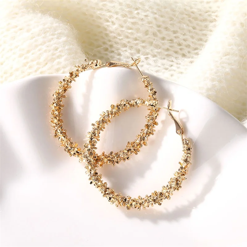 

Golden Silver Color Hoop Earrings Simple Round Hollow Fashion Personalized Ear Jewelry Gift For Wedding Party