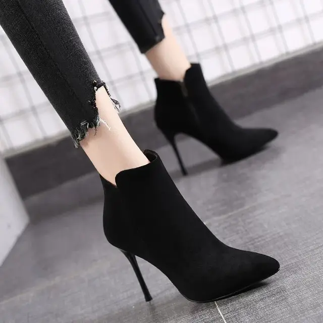 Sexy Martin boots women's autumn 2021 new net red skinny boots pointed high heels fashion short boots stiletto black